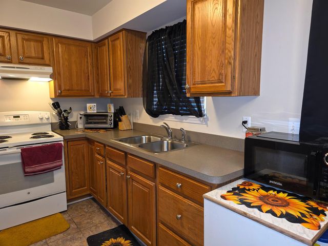 4424 Cheyenne Avenue, Flint, MI 48507