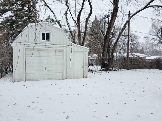 4424 Cheyenne Avenue, Flint, MI 48507