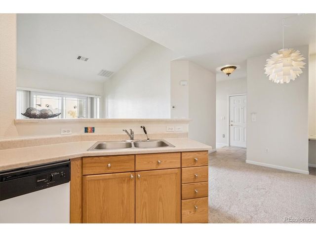 8369 S Independence Cir 305, Littleton, CO 80128