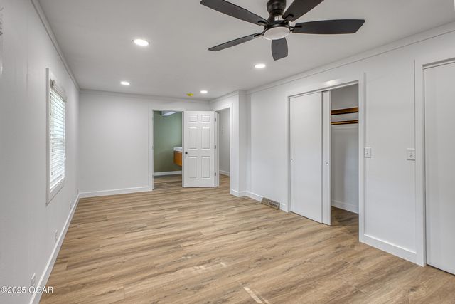 3503 S Jackson Avenue, Joplin, MO 64804