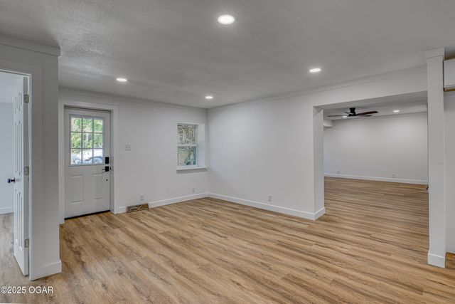 3503 S Jackson Avenue, Joplin, MO 64804