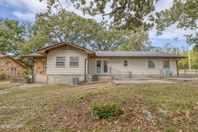 3503 S Jackson Avenue, Joplin, MO 64804