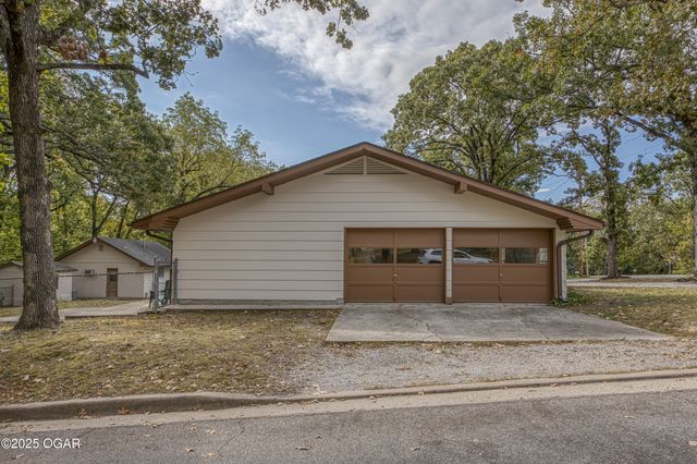 3503 S Jackson Avenue, Joplin, MO 64804