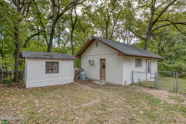 3503 S Jackson Avenue, Joplin, MO 64804