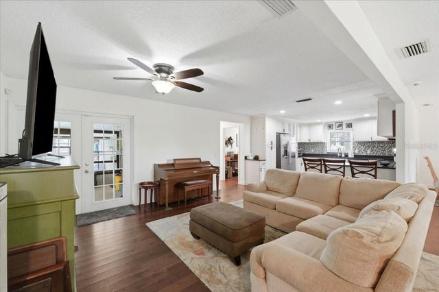 4520 ORANGEWOOD LOOP E, Lakeland, FL 33813