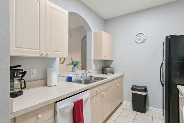 8107 COCONUT PALM WAY 205, Kissimmee, FL 34747