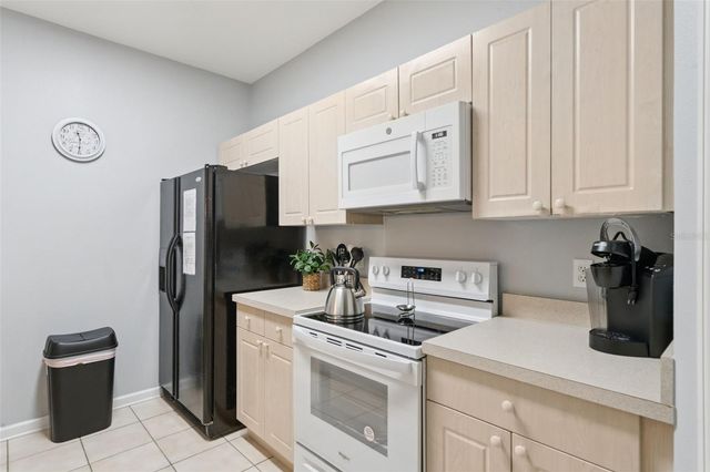 8107 COCONUT PALM WAY 205, Kissimmee, FL 34747