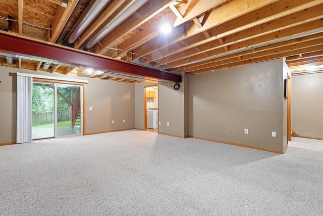 407 Kleine Street, Deerfield, WI 53531