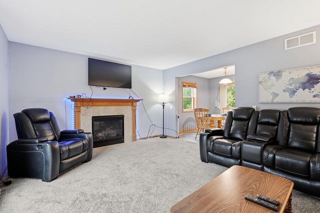 407 Kleine Street, Deerfield, WI 53531