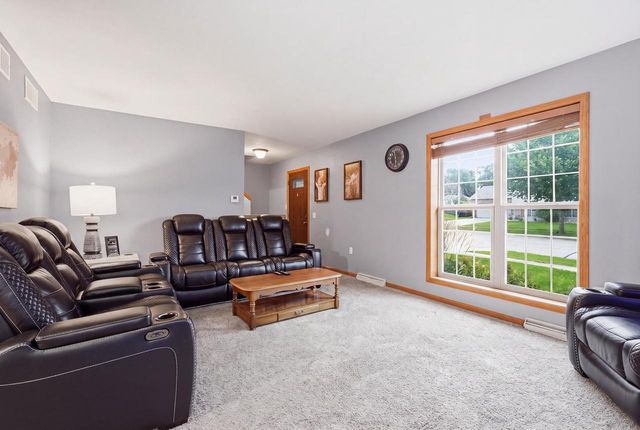 407 Kleine Street, Deerfield, WI 53531