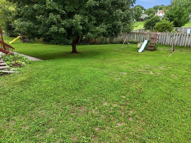 407 Kleine Street, Deerfield, WI 53531