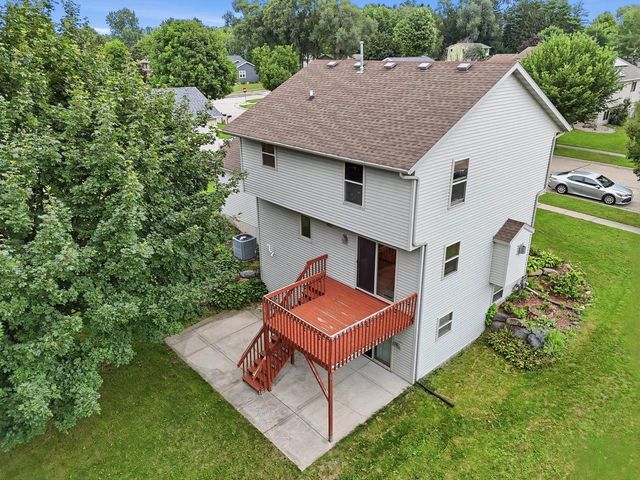 407 Kleine Street, Deerfield, WI 53531
