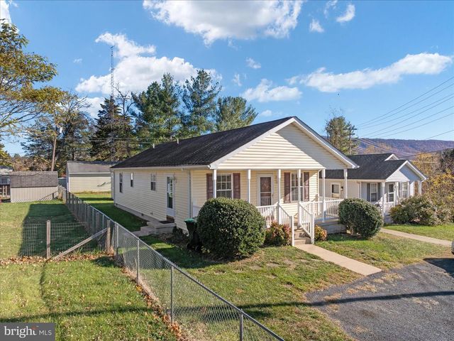 510 PIKE ST, Strasburg, VA 22657
