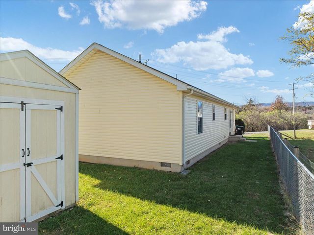 510 PIKE ST, Strasburg, VA 22657