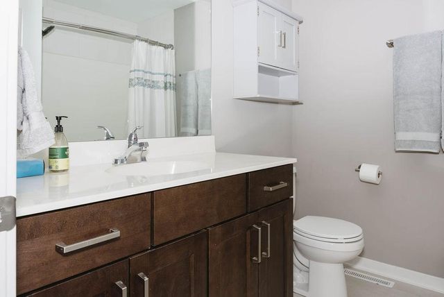 6786 Gaillardia Drive NW, Rochester, MN 55901