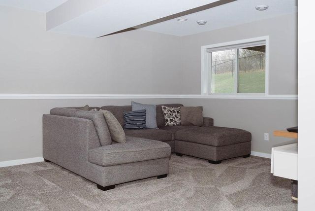 6786 Gaillardia Drive NW, Rochester, MN 55901