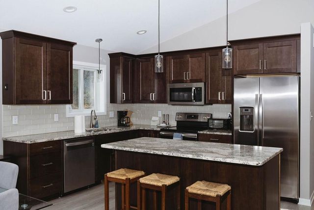 6786 Gaillardia Drive NW, Rochester, MN 55901