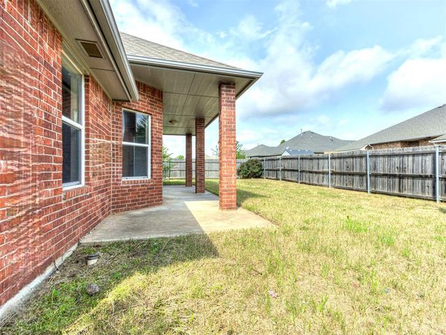539 NE 21st Street, Newcastle, OK 73065