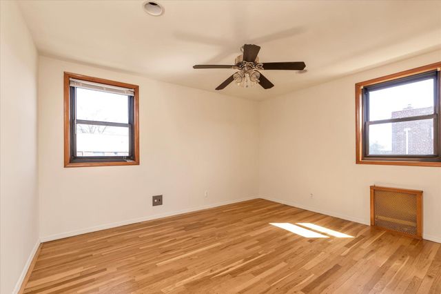168-03 18th Avenue 3-134, Whitestone, NY 11357