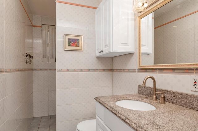 168-03 18th Avenue 3-134, Whitestone, NY 11357