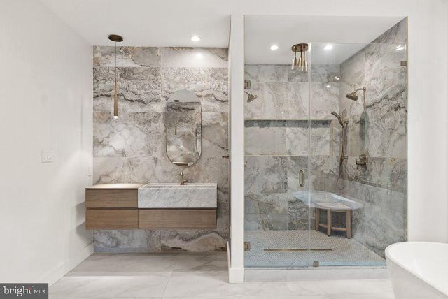 1102 MILL RDG, Mclean, VA 22102