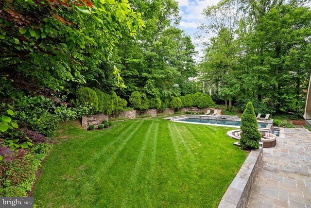 1102 MILL RDG, Mclean, VA 22102