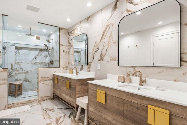 1102 MILL RDG, Mclean, VA 22102