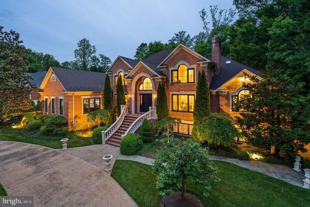 1102 MILL RDG, Mclean, VA 22102