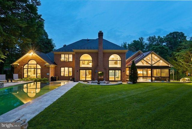 1102 MILL RDG, Mclean, VA 22102