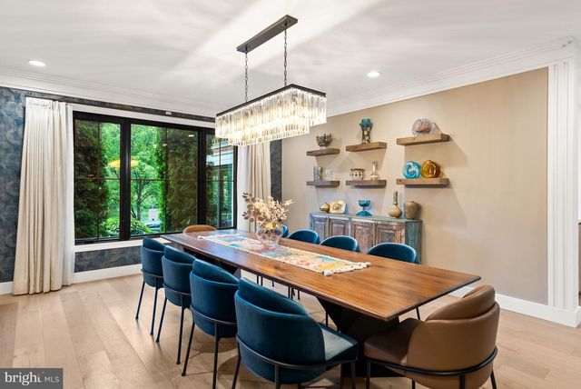 1102 MILL RDG, Mclean, VA 22102