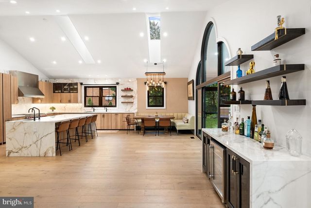 1102 MILL RDG, Mclean, VA 22102