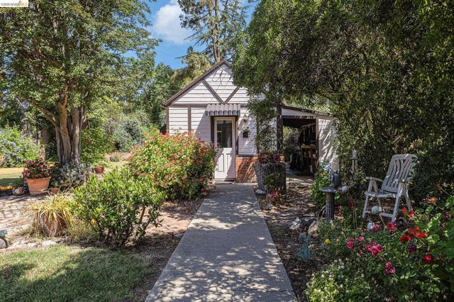 1545 W Walnut Street, Stockton, CA 95203