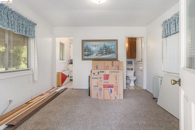 1545 W Walnut Street, Stockton, CA 95203