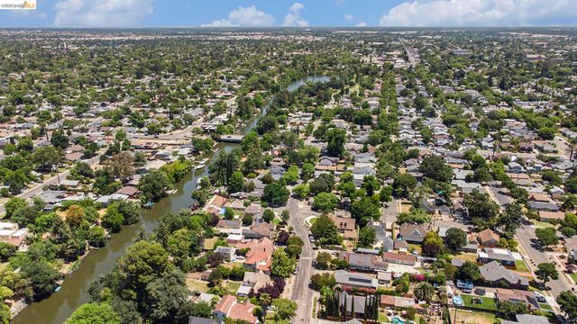 1545 W Walnut Street, Stockton, CA 95203