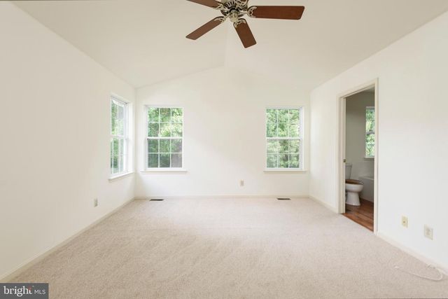 403 E GLENVIEW DR, West Grove, PA 19390