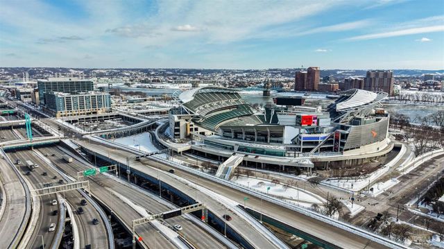 353 W Fourth Street, Cincinnati, OH 45202