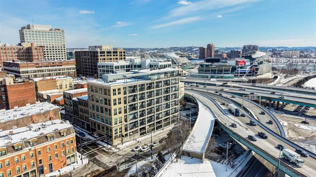 353 W Fourth Street, Cincinnati, OH 45202