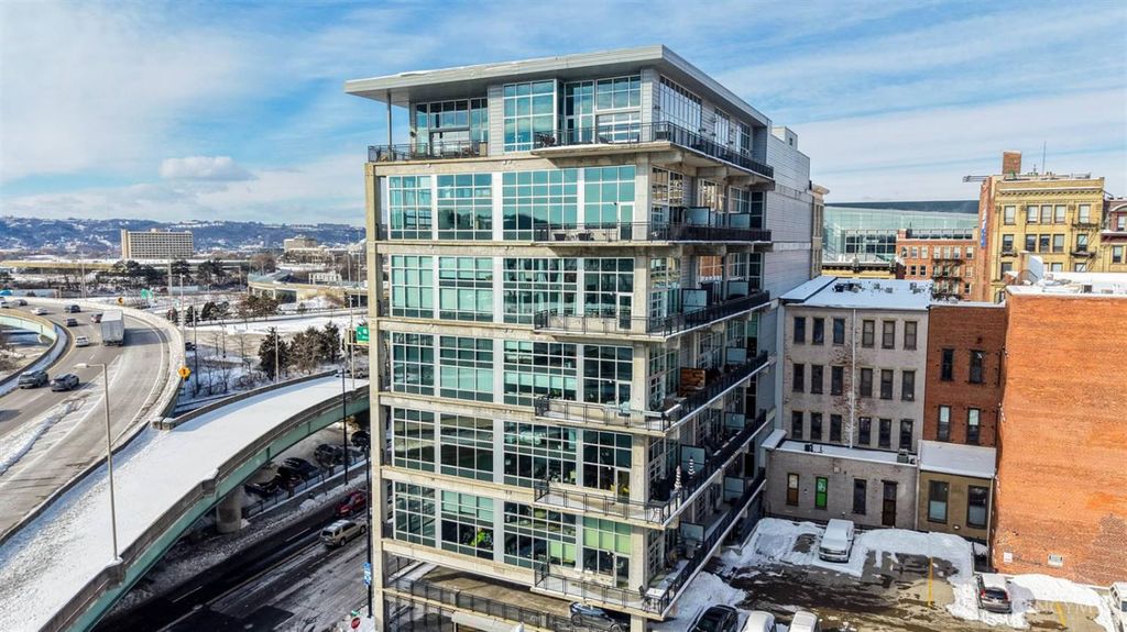 353 W Fourth Street, Cincinnati, OH 45202