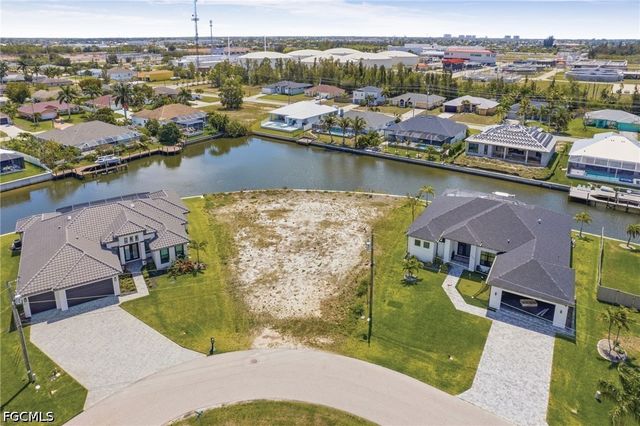 2222 SW 31st LN, Cape Coral, FL 33914