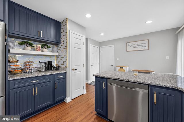 100 ROSE CT, Sicklerville, NJ 08081