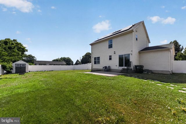 100 ROSE CT, Sicklerville, NJ 08081