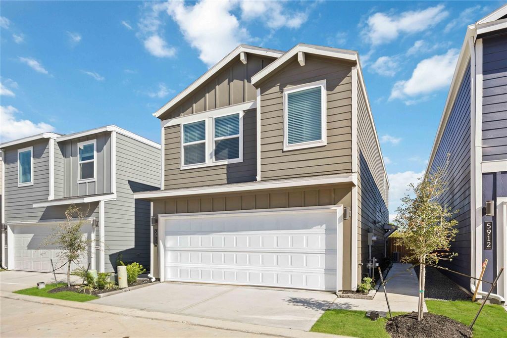 Image 1 of property listing at 3302 Willshire Stone Street, Houston, TX 77091