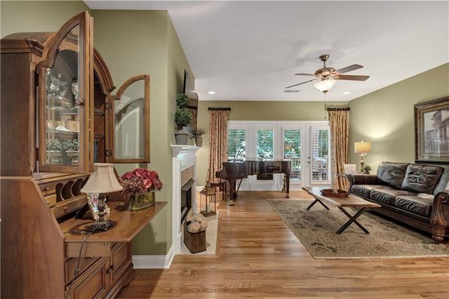 2316 Saint Davids Sq NW 14, Kennesaw, GA 30152