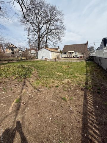 75 Denton Avenue, Lynbrook, NY 11563