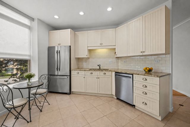 3535 Patten Road 1F, Highland Park, IL 60035