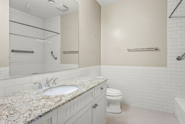3535 Patten Road 1F, Highland Park, IL 60035