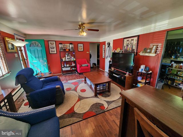 536 HARDING AVE, Feasterville Trevose, PA 19053