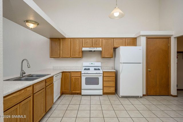 2147 Foxtail Pine Drive, Las Cruces, NM 88012
