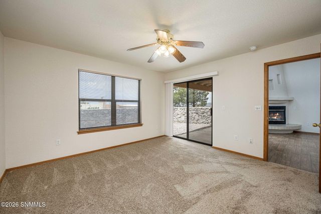 2147 Foxtail Pine Drive, Las Cruces, NM 88012