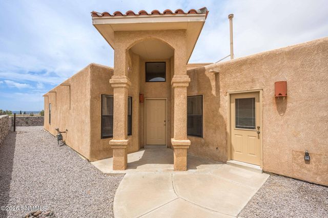 2147 Foxtail Pine Drive, Las Cruces, NM 88012